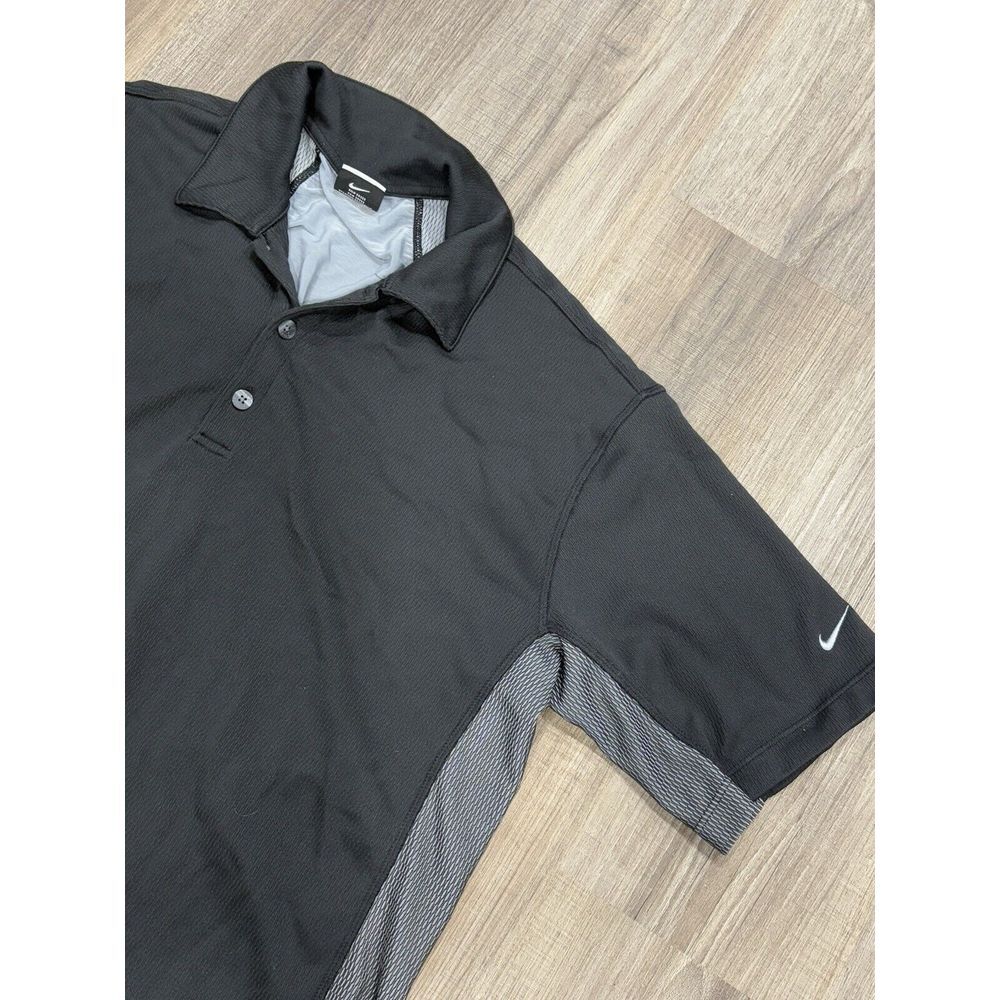 Nike Performance Fit Dri Short Sleeve‎ Size XL Polo Shear Strip On Back